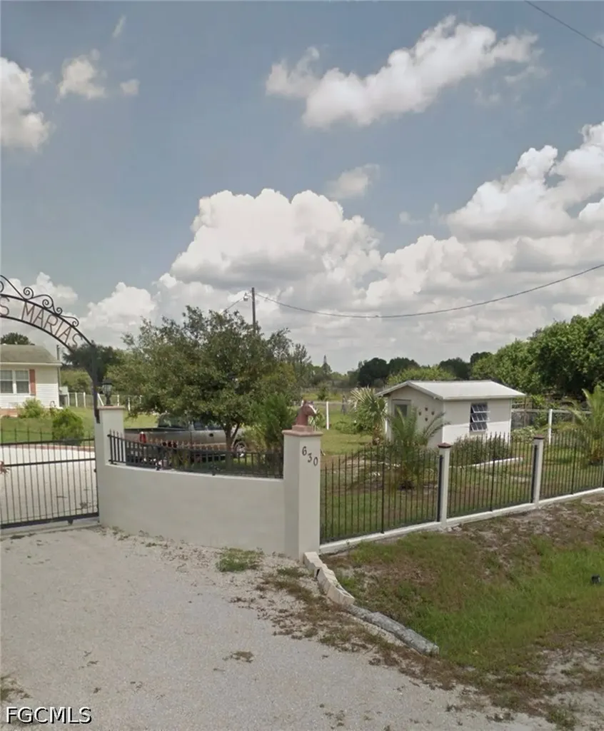 630 N Coral Street Clewiston FL 33440