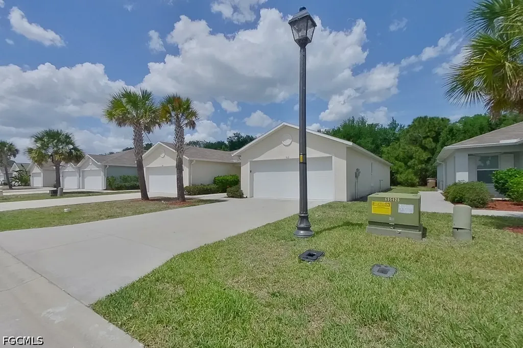 9113 Aegean Circle Lehigh Acres FL 33936