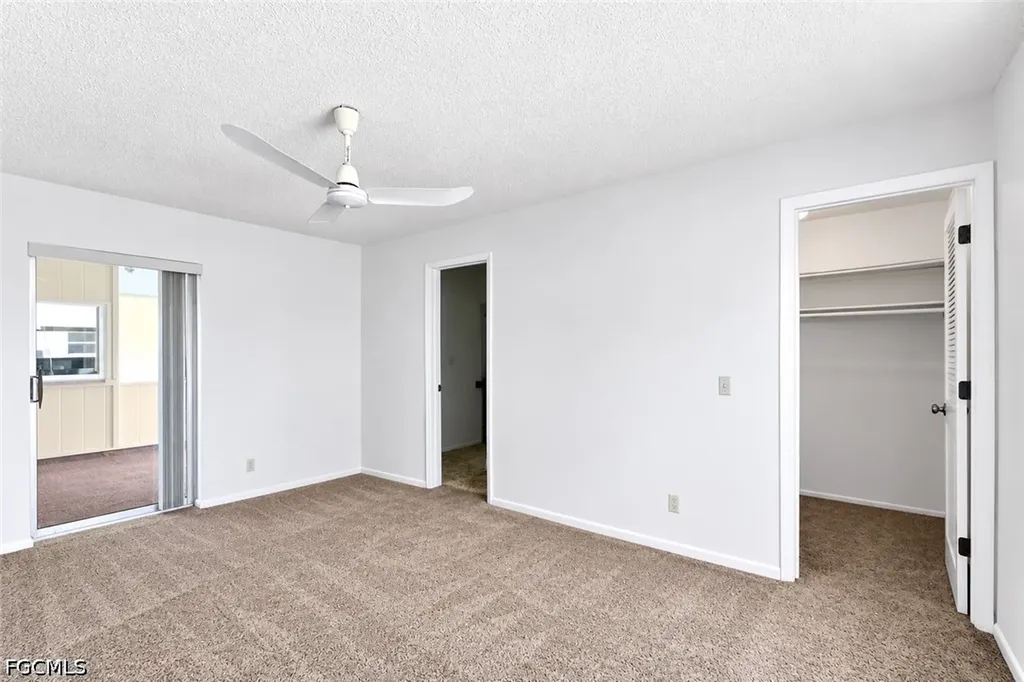3812 SE 10th Avenue Cape Coral FL 33904