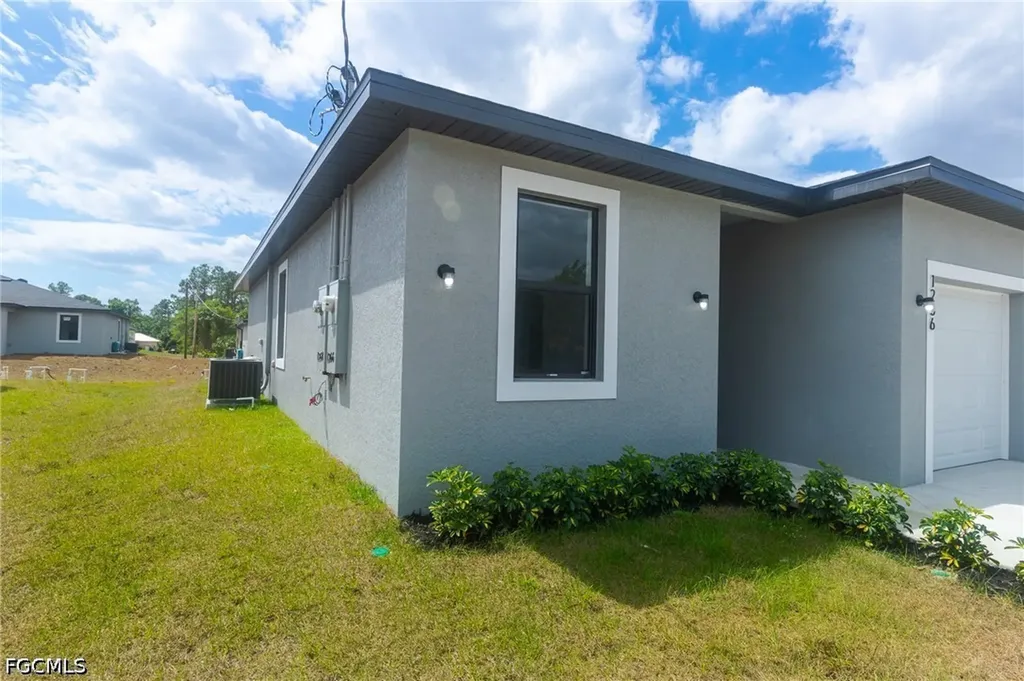 1266 Milwaukee Boulevard Lehigh Acres FL 33974
