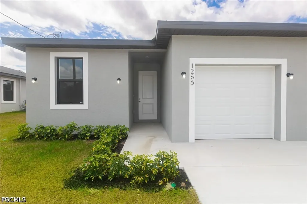 1266 Milwaukee Boulevard Lehigh Acres FL 33974