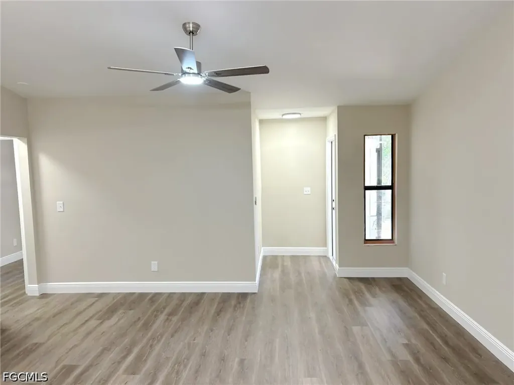 1425 SW 51st Lane Cape Coral FL 33914