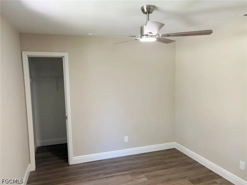 1425 SW 51st Lane Cape Coral FL 33914
