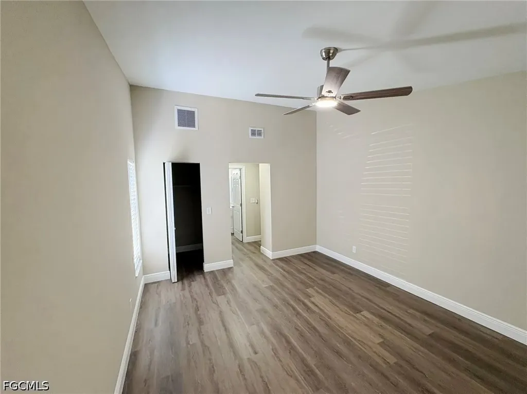1425 SW 51st Lane Cape Coral FL 33914