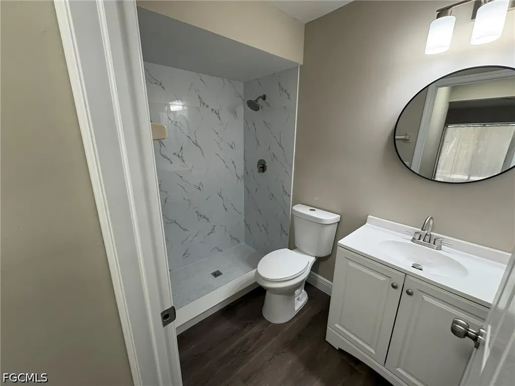 1425 SW 51st Lane Cape Coral FL 33914