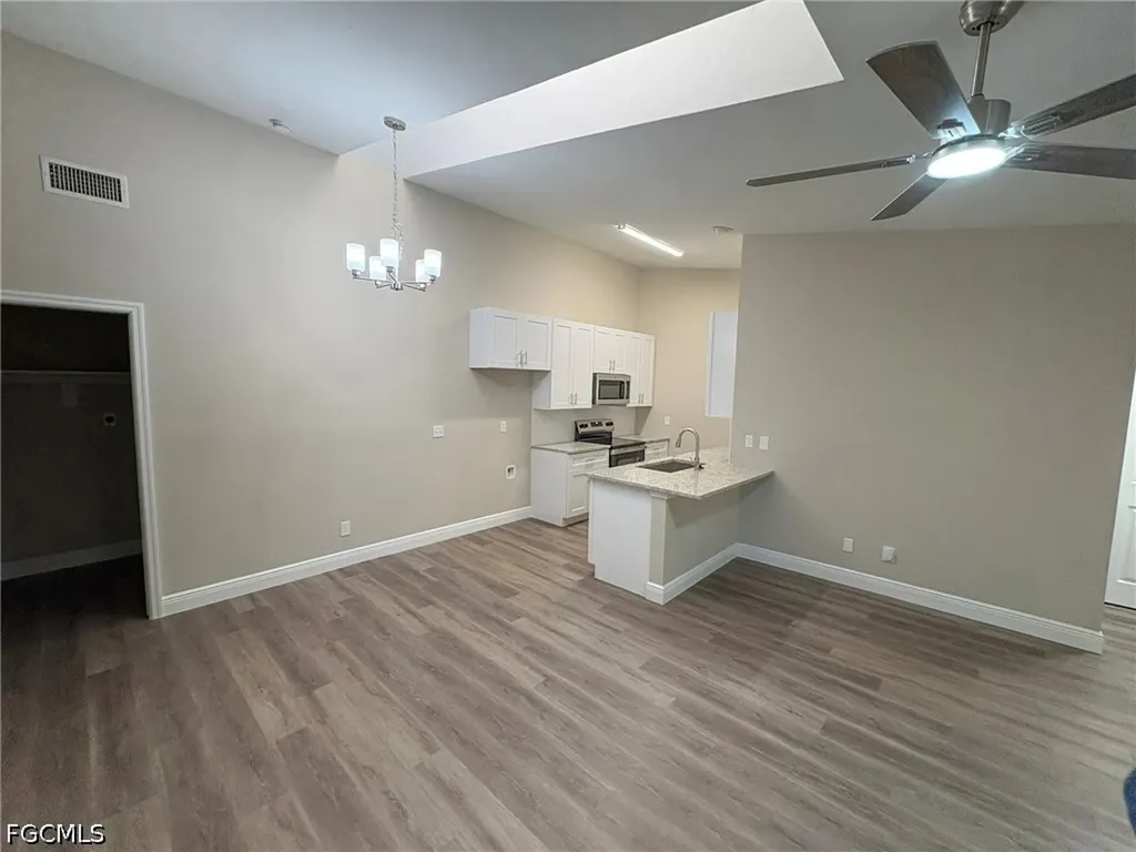 1425 SW 51st Lane Cape Coral FL 33914