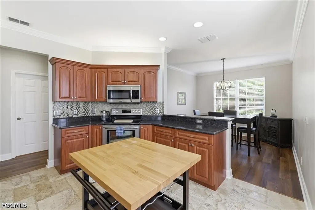 9361 Alamander Court Fort Myers FL 33919