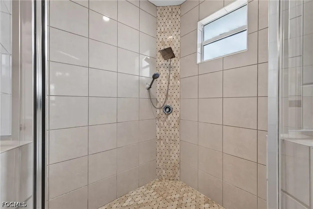 2714 NW 1st Place Cape Coral FL 33993