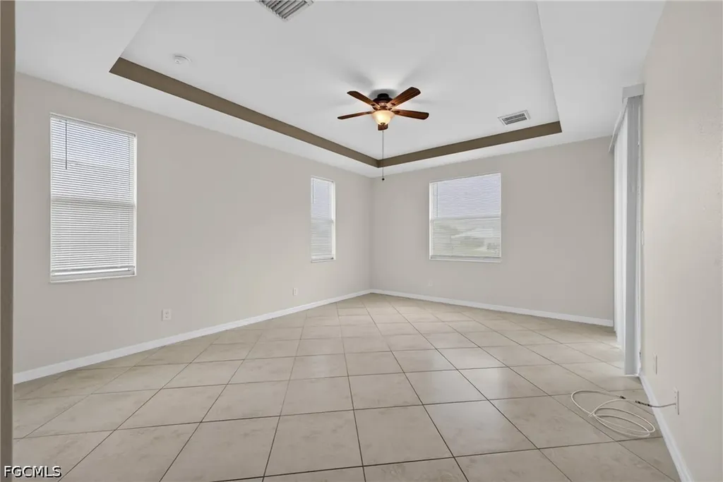 2714 NW 1st Place Cape Coral FL 33993