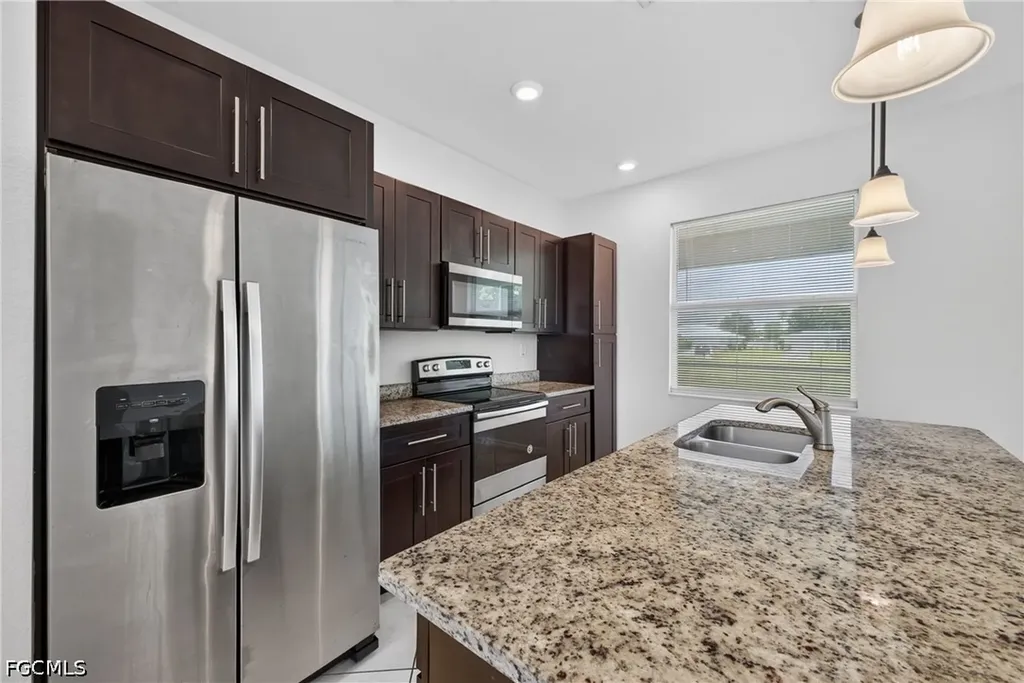 2714 NW 1st Place Cape Coral FL 33993