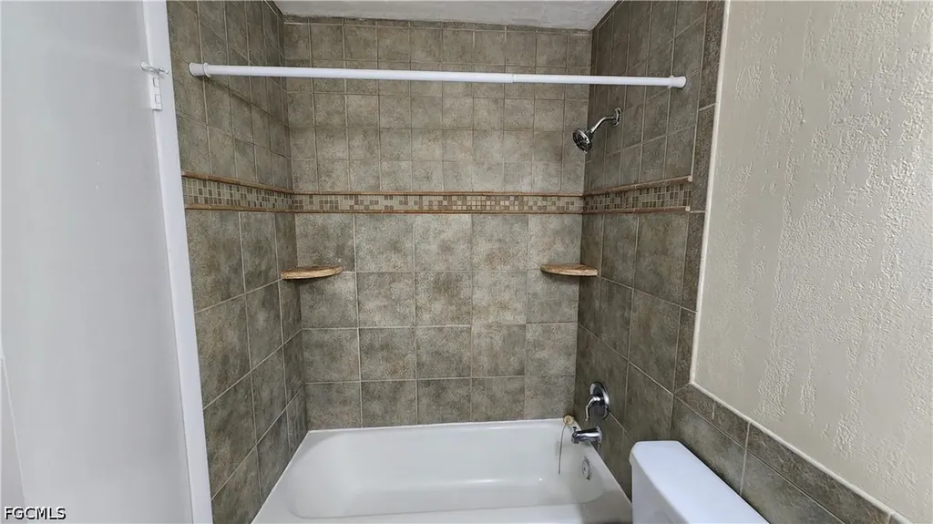 3277 Royal Canadian Trace Fort Myers FL 33907