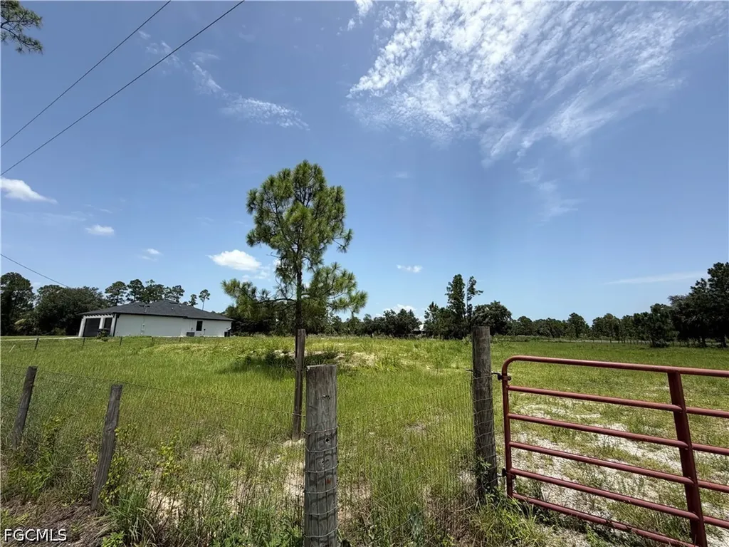 7932 3rd Terrace Labelle FL 33935