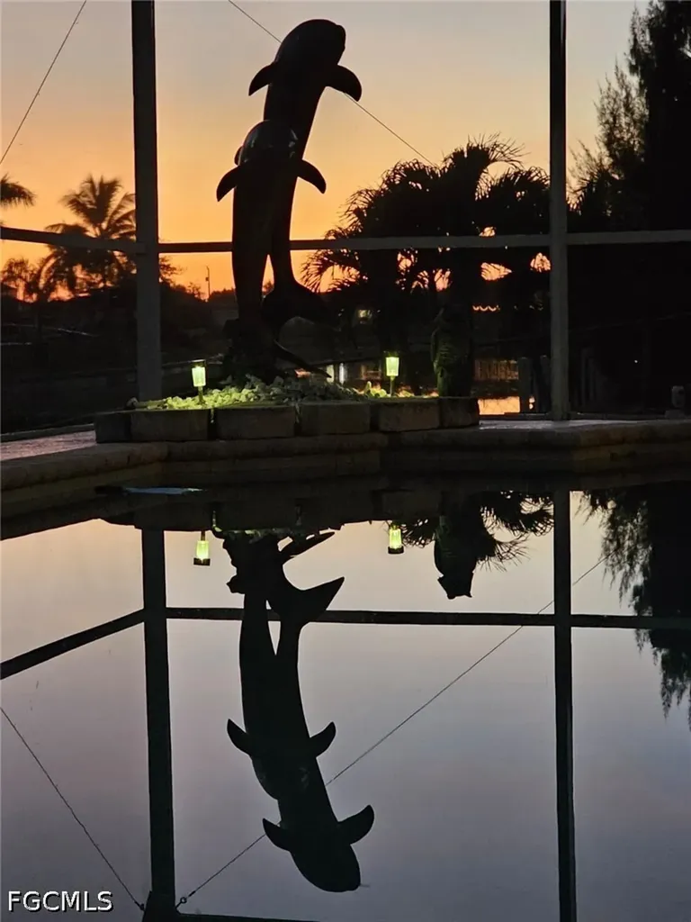 318 SW 28 Street Cape Coral FL 33914
