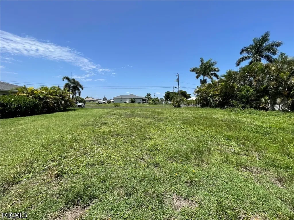 424 NE 9th Street Cape Coral FL 33909