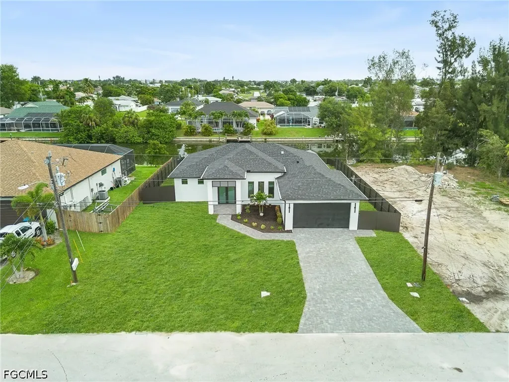1837 NE 2nd Street Cape Coral FL 33909