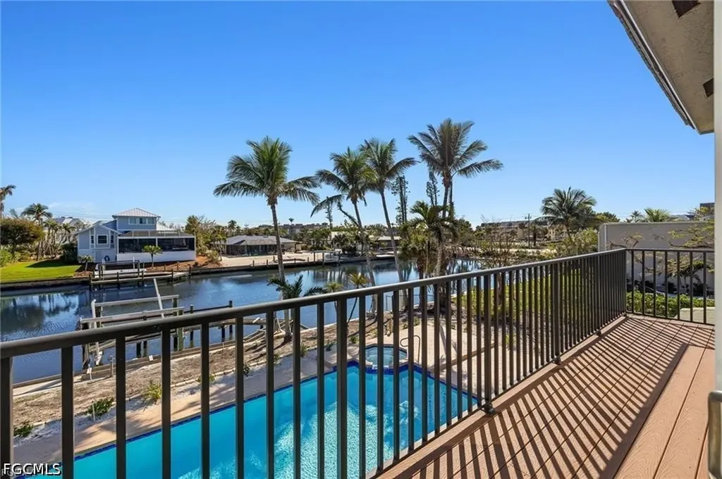 780 Beach Road Sanibel FL 33957