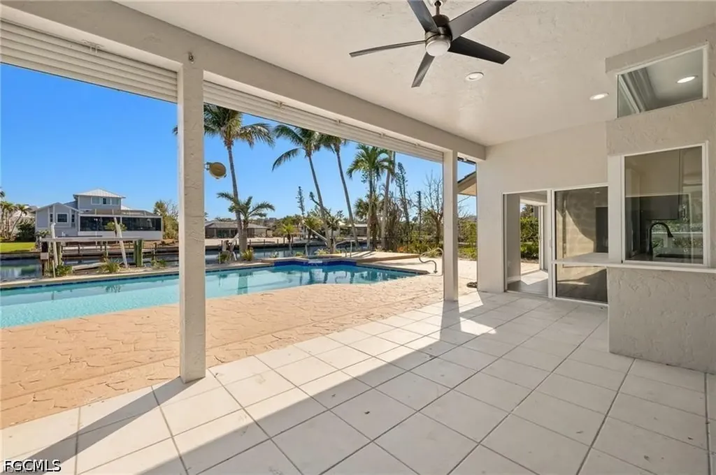 780 Beach Road Sanibel FL 33957