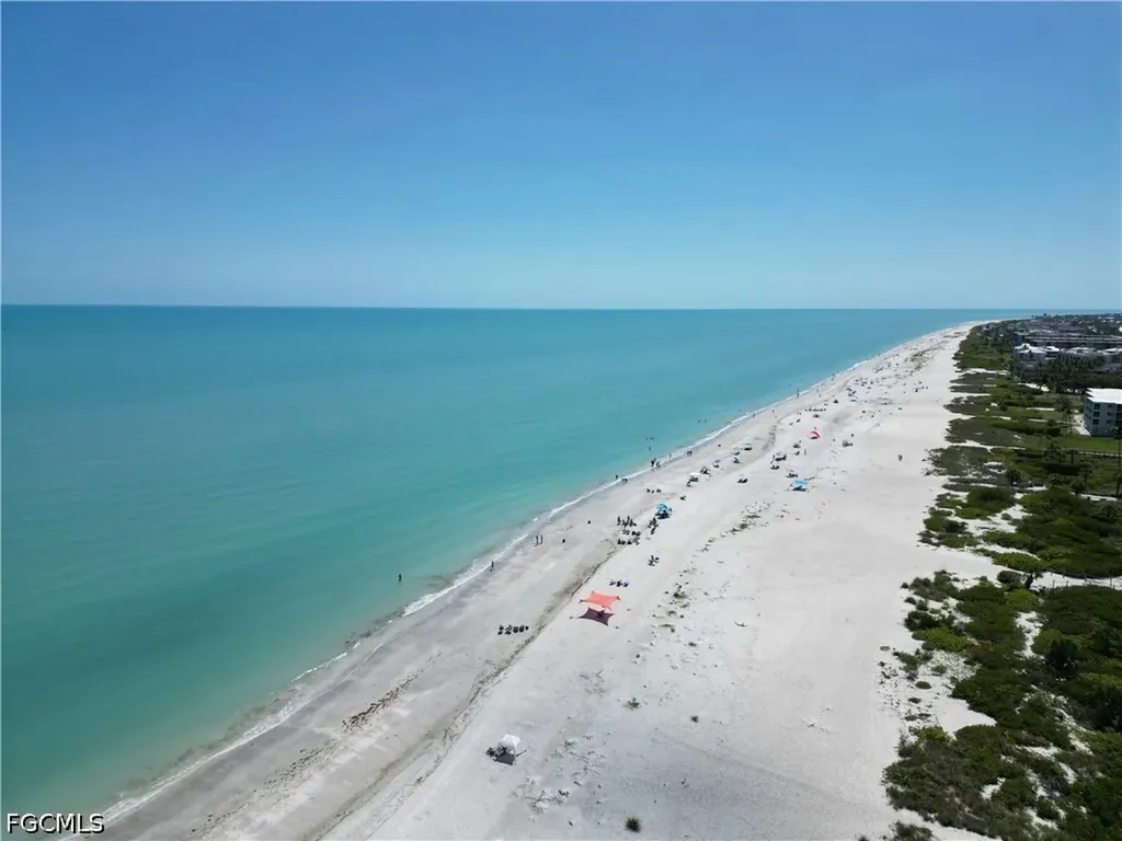 780 Beach Road Sanibel FL 33957