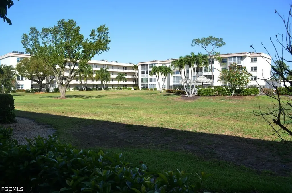 1624 Pine Valley Drive Fort Myers FL 33907