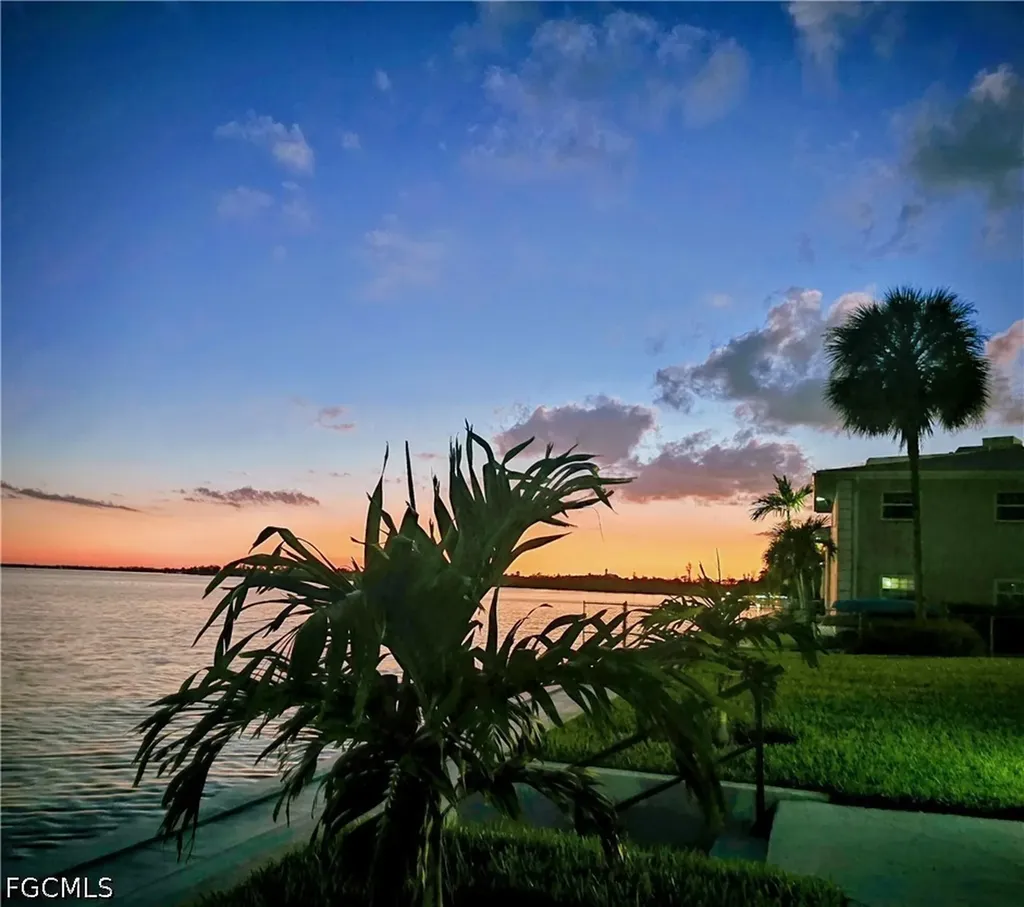 3300 N Key Drive North Fort Myers FL 33903