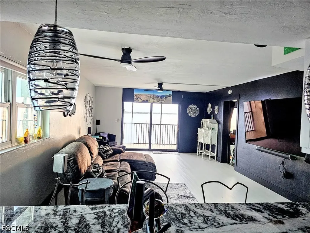 3300 N Key Drive North Fort Myers FL 33903