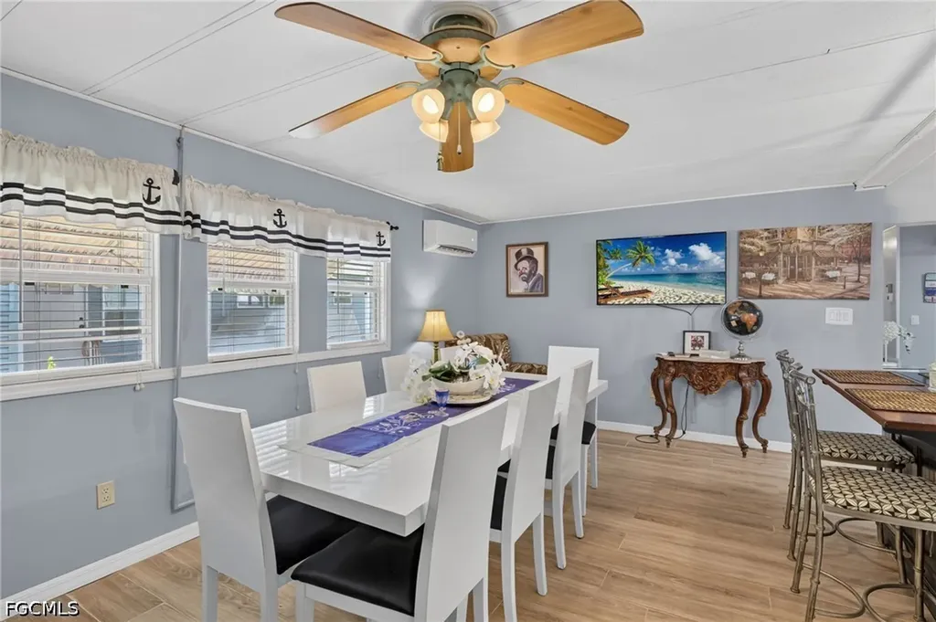 14633 Paul Revere Loop North Fort Myers FL 33917