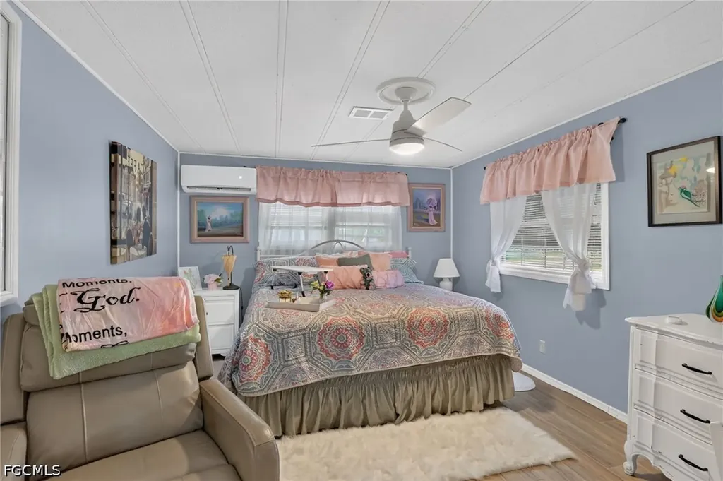 14633 Paul Revere Loop North Fort Myers FL 33917
