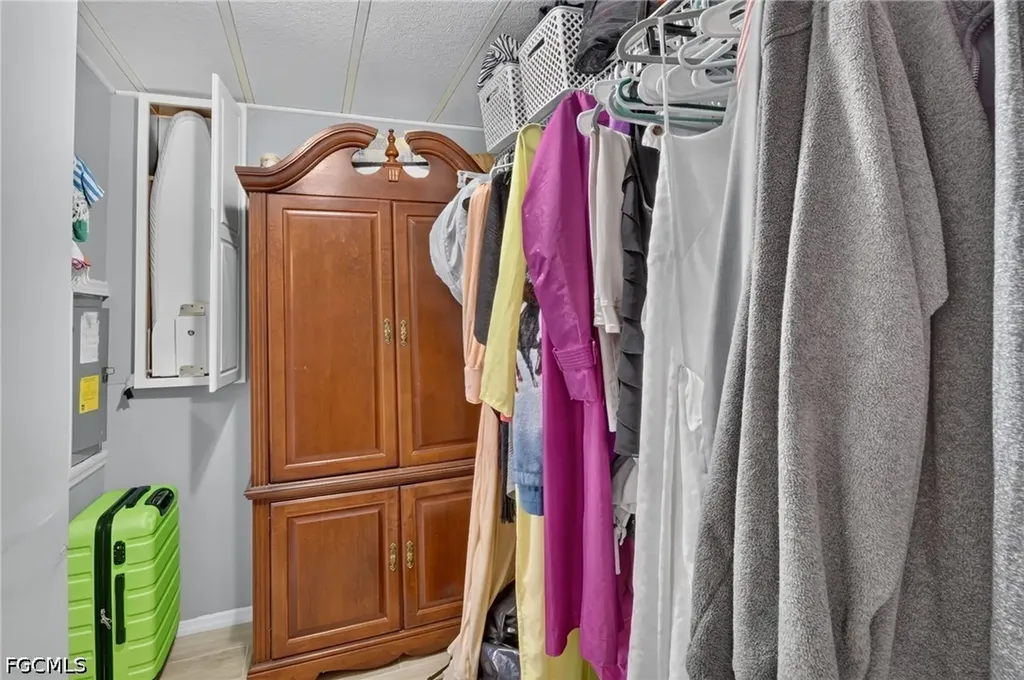 14633 Paul Revere Loop North Fort Myers FL 33917