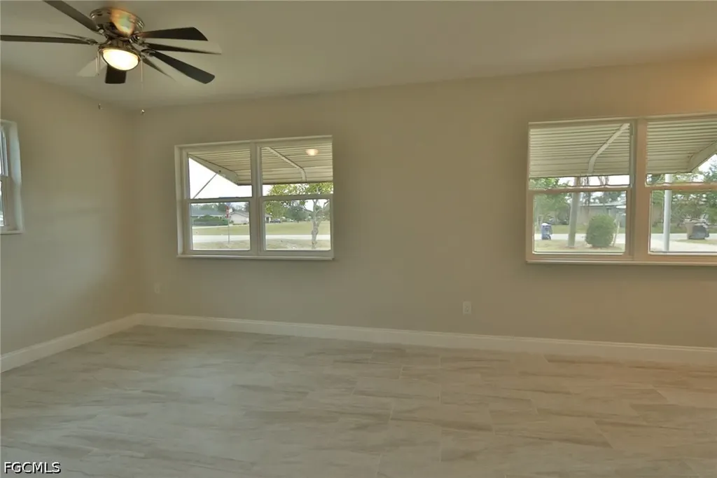 11 California Road Lehigh Acres FL 33936