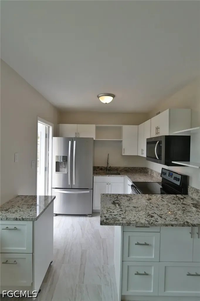 11 California Road Lehigh Acres FL 33936