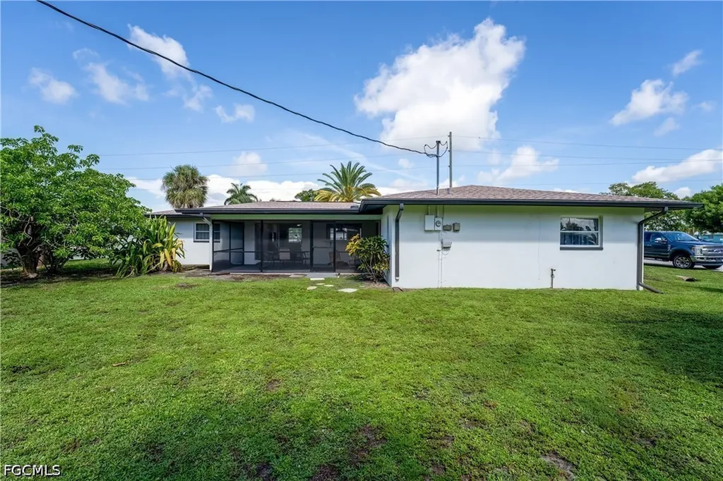 4301 Palm Tree Boulevard Cape Coral FL 33904