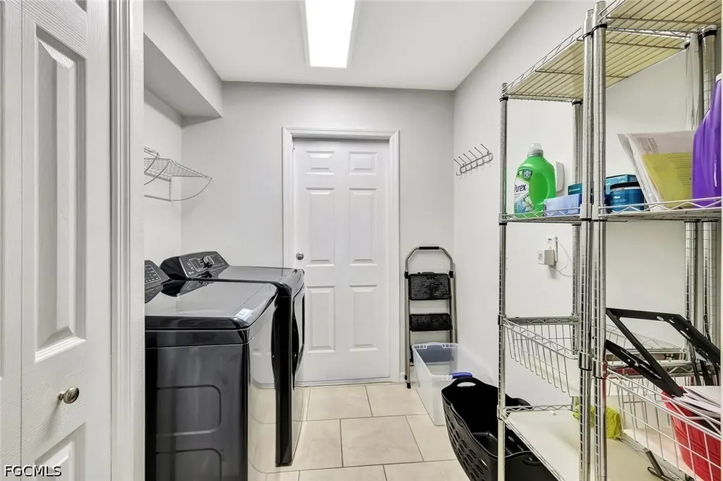 605 SW 13th Street Cape Coral FL 33991