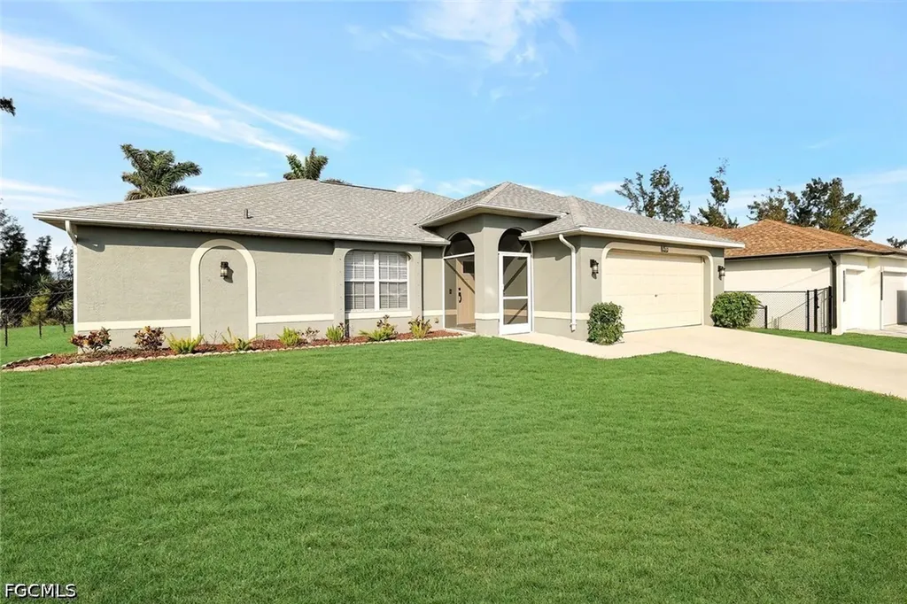 605 SW 13th Street Cape Coral FL 33991