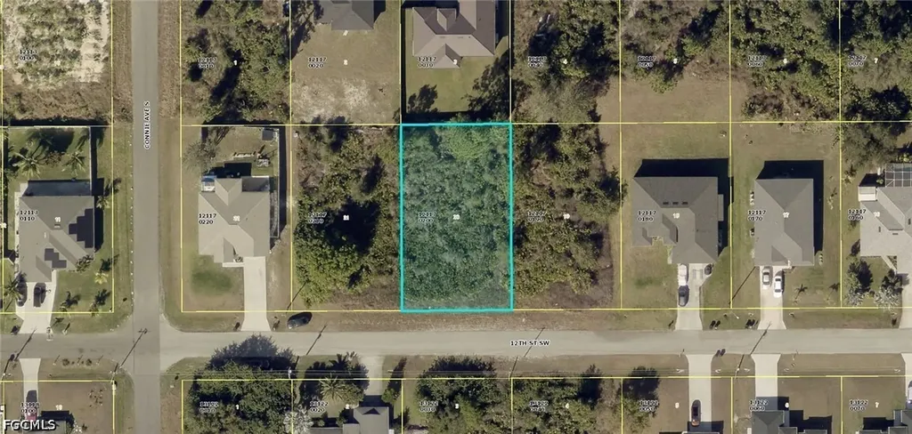 2516 12th Street SW Lehigh Acres FL 33976