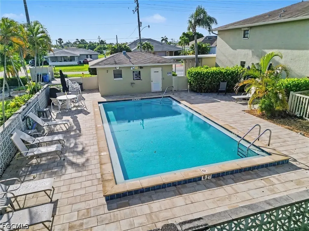 4622 SW Santa Barbara Place Cape Coral FL 33914