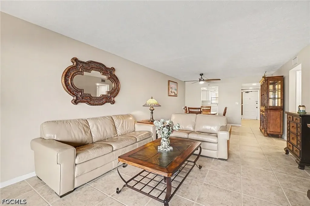 4622 SW Santa Barbara Place Cape Coral FL 33914
