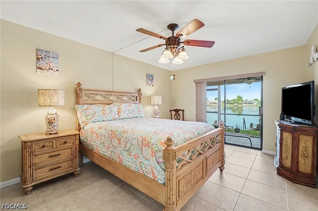 4622 SW Santa Barbara Place Cape Coral FL 33914