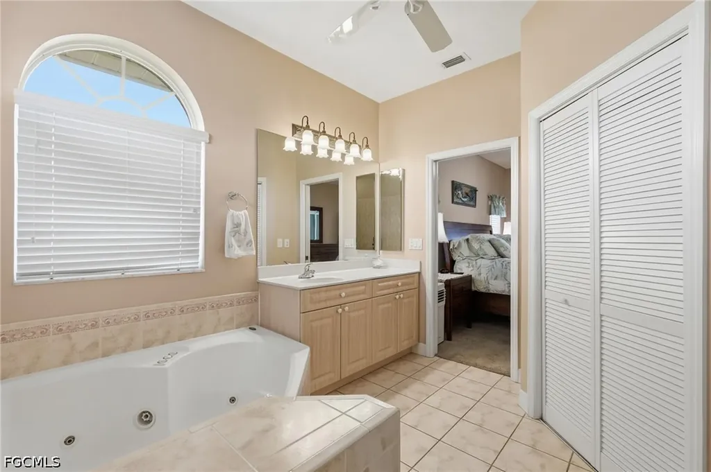 413 SE 6th Street Cape Coral FL 33990