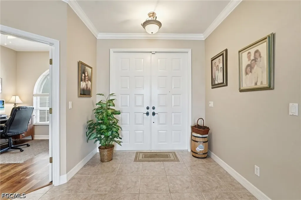 413 SE 6th Street Cape Coral FL 33990