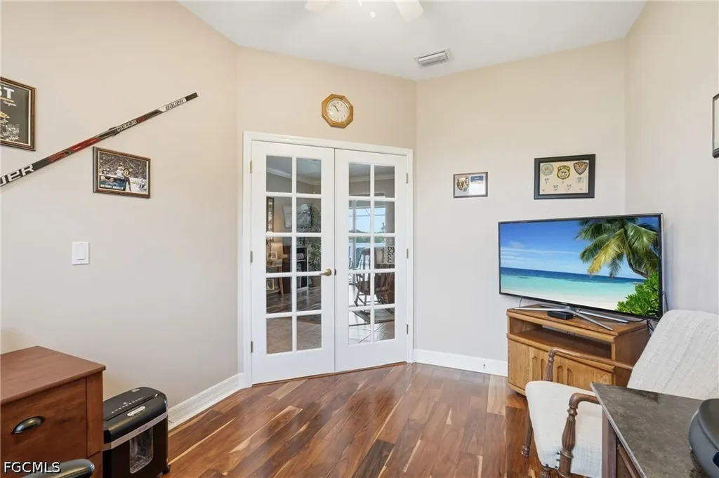 413 SE 6th Street Cape Coral FL 33990