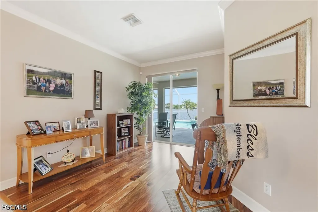 413 SE 6th Street Cape Coral FL 33990