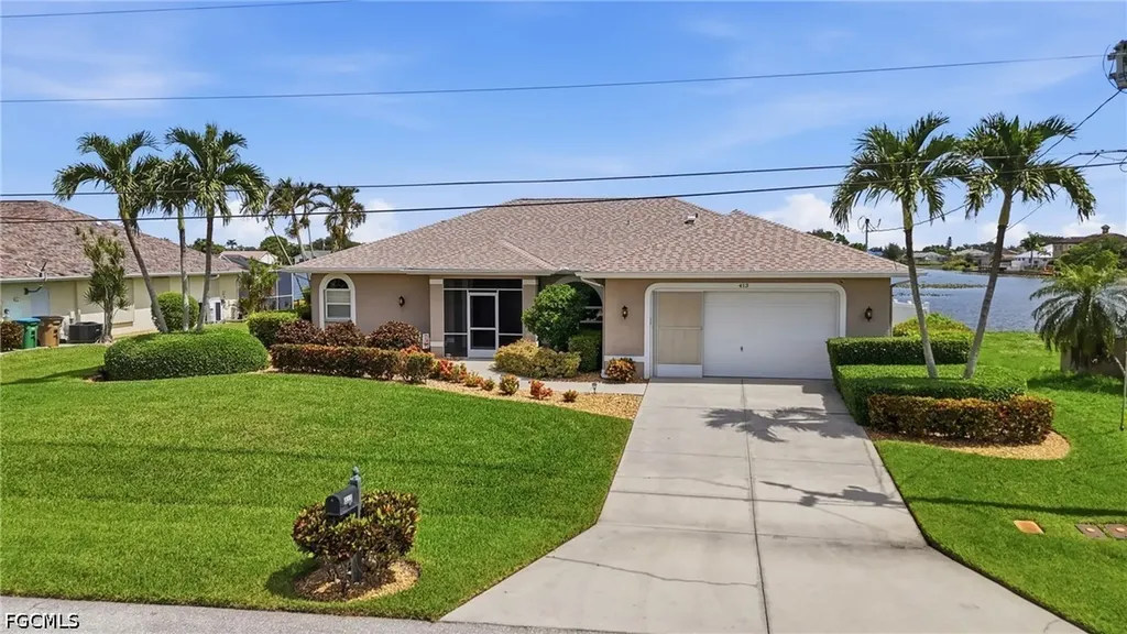 413 SE 6th Street Cape Coral FL 33990
