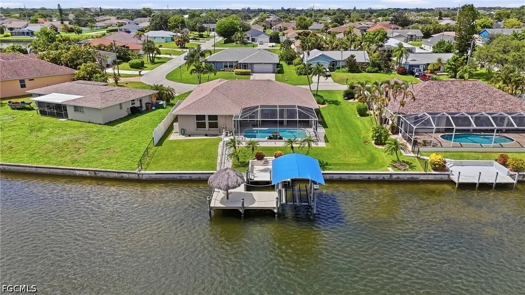 413 SE 6th Street Cape Coral FL 33990