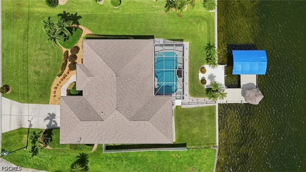 413 SE 6th Street Cape Coral FL 33990