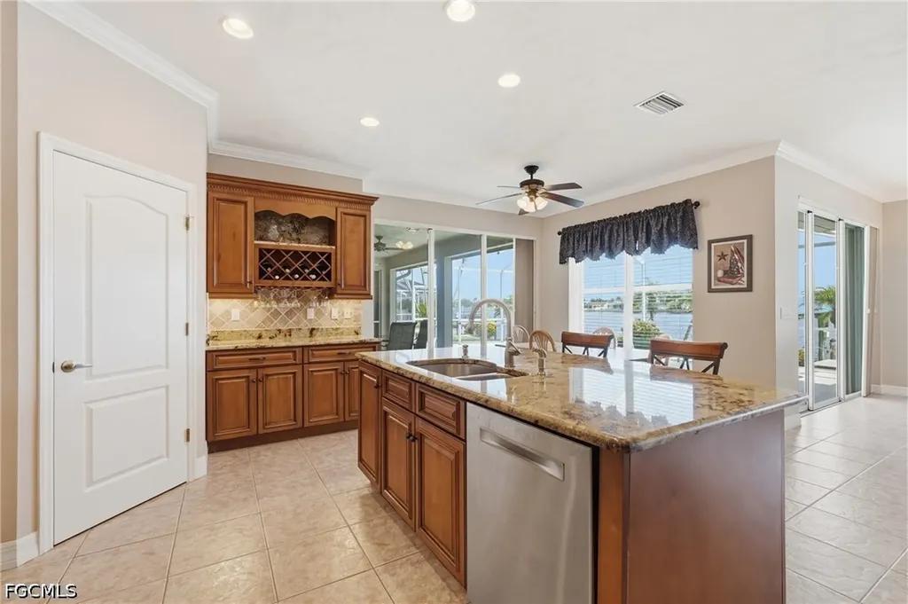 413 SE 6th Street Cape Coral FL 33990
