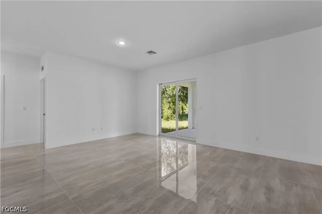 828 Genoa Avenue S Lehigh Acres FL 33974