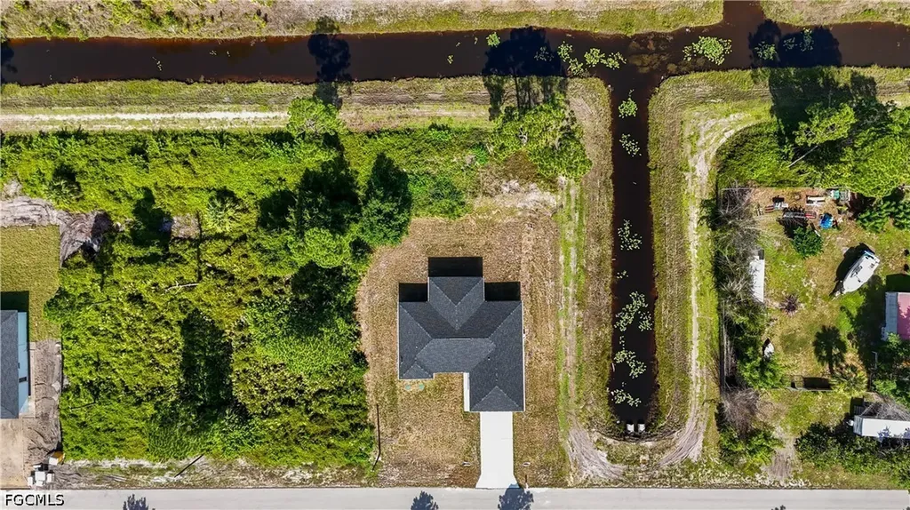 828 Genoa Avenue S Lehigh Acres FL 33974