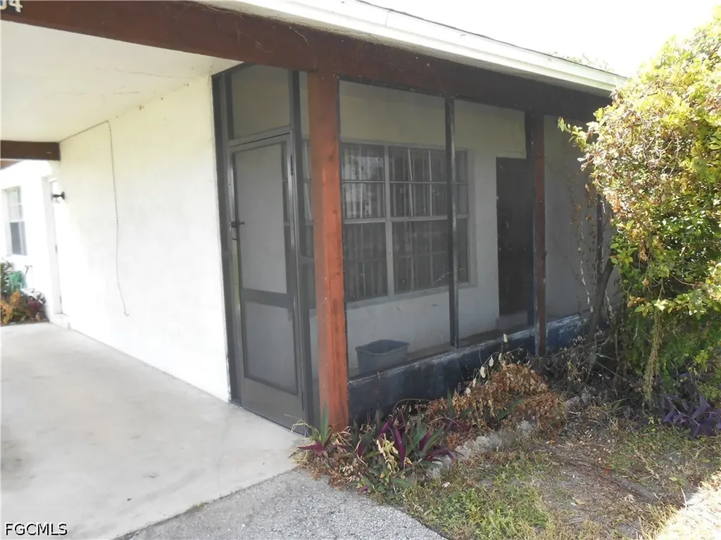 404 Joel Boulevard Lehigh Acres FL 33936
