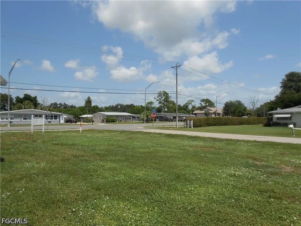 404 Joel Boulevard Lehigh Acres FL 33936