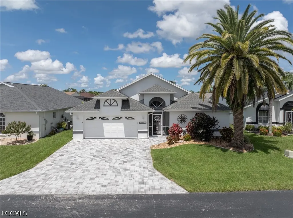 17761 Pineapple Palm Court North Fort Myers FL 33917
